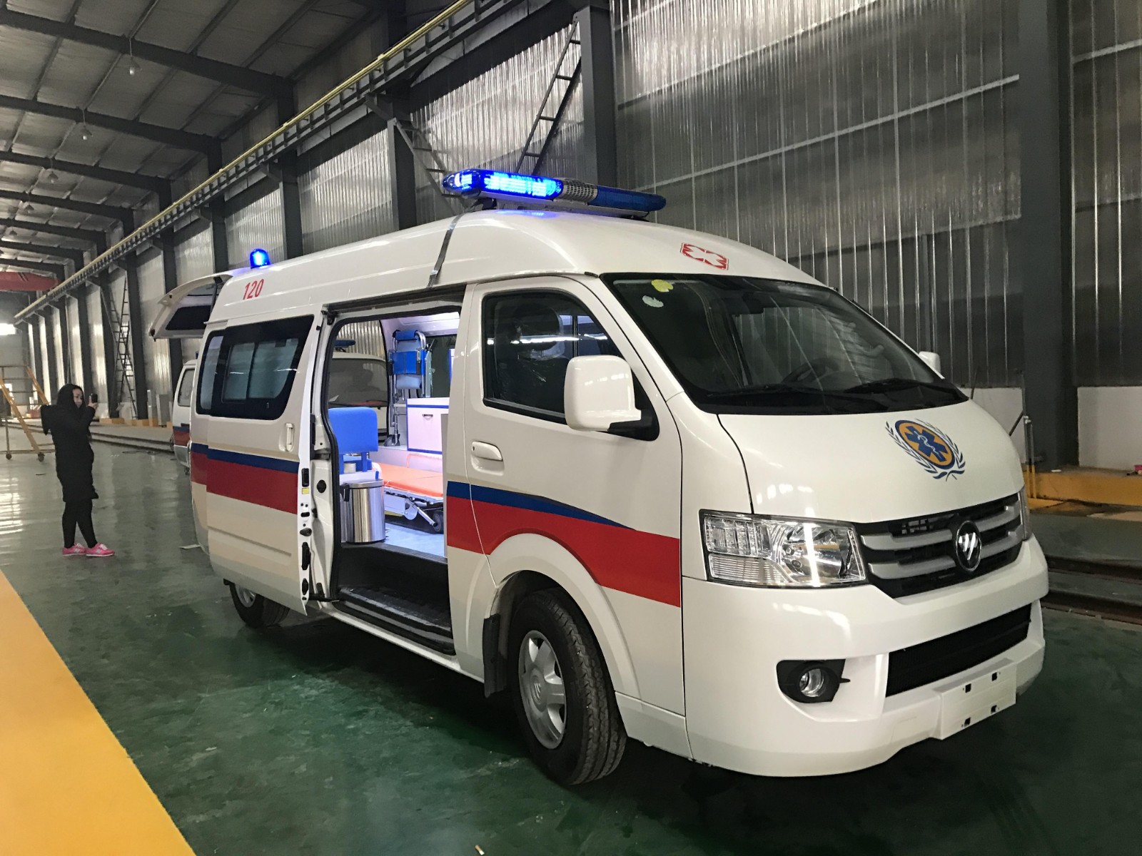 松江区救护车转院
