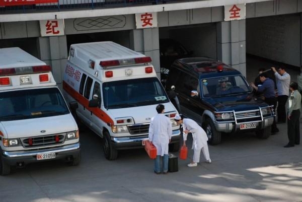 松江区救护车转院